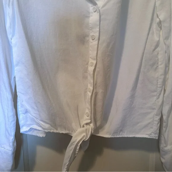 Cloth & Stone Classic White Button Down Shirt with Ties, Anthropologie, Flowy - Picture 6 of 11